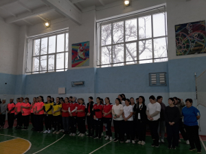 Улуттук дем - дүйнөлүк бийиктик"  уңгу жолу жөнүндө Жарлыгын алкагында Токтогул шаарынын аймагындагы кыз келиндер арасында спорттун волейбол түрү боюнча турнир уюштурулду